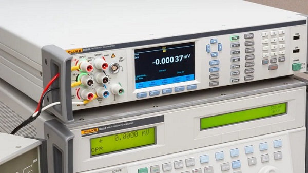 Fluke8558A/8588A等提供了真欧姆(TruΩ)测量方式