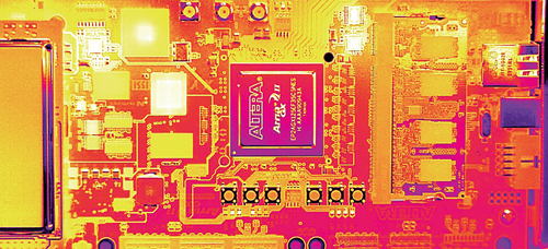 FLIR A500可以将故障电路板的热像图和正常热像图比对