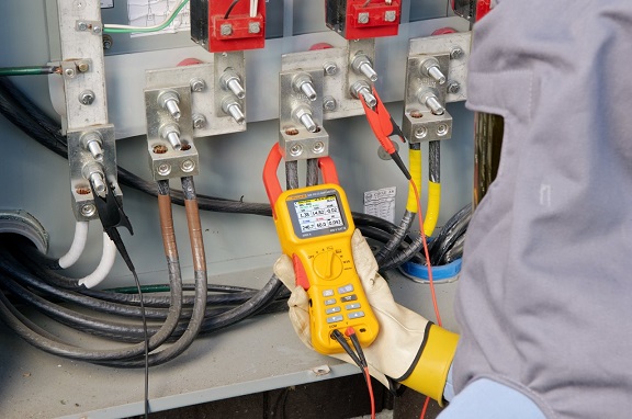Fluke-345手持式谐波功率钳表